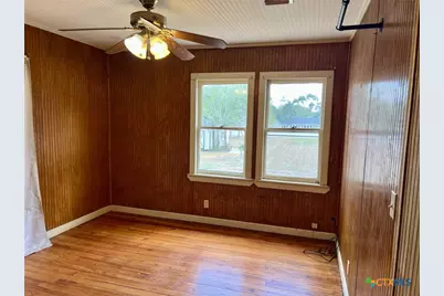 407 S Second Street, Ganado, TX 77962 - Photo 6