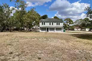 407 S Second St, Ganado, TX 77962 - Photo 2