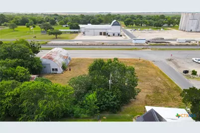400 W North Street, Louise, TX 77455 - Photo 6