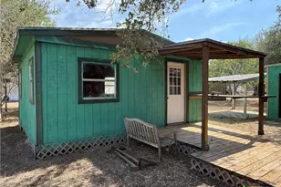 201 Sandra Ln, Victoria, TX 77905 - Photo 6