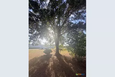 506 N East St, Edna, TX 77957 - Photo 6