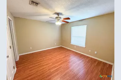 139 Sherwood Drive, Victoria, TX 77901 - Photo 14