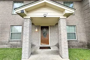139 Sherwood Dr, Victoria, TX 77901 - Photo 2