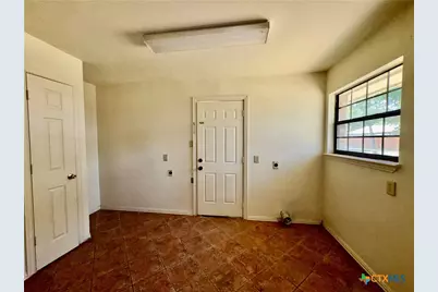 909 Anderson Street, Hearne, TX 77859 - Photo 28