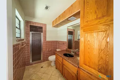 909 Anderson Street, Hearne, TX 77859 - Photo 18