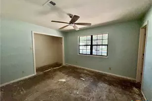 909 Anderson St, Hearne, TX 77859 - Photo 10