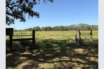 209 Korth Lane, Goliad, TX 77963 - Photo 14