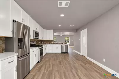 104 Grant Way, Kyle, TX 78640 - Photo 8