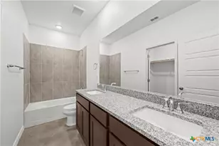 8906 Little Leaf Mulberry Dr, Killeen, TX 76542 - Photo 10