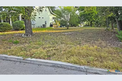 445 S Academy Avenue, New Braunfels, TX 78130 - Photo 10