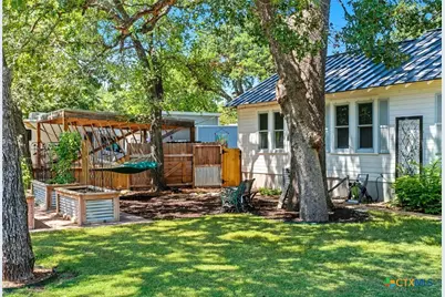 508 S Vandeveer, Burnet, TX 78611 - Photo 12