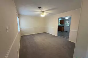 303 Ridge St, Copperas Cove, TX 76522 - Photo 2