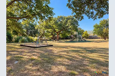 1701 Fox Foot, Horseshoe Bay, TX 78657 - Photo 18