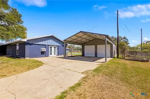 652 Mockingbird Ln, Goliad, TX 77963 - Photo 4