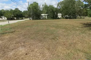 308 N Pumphrey, Edna, TX 77957 - Photo 14