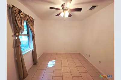 1408 W 4th Street, Lampasas, TX 76550 - Photo 20