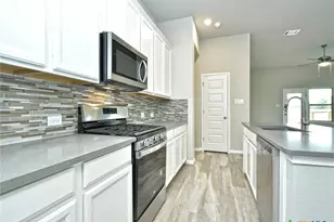 1532 Zion Dr, New Braunfels, TX 78132 - Photo 10