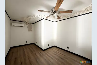 805 E Rio Grande Street, Victoria, TX 77901 - Photo 22
