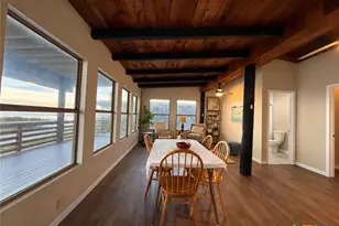 133 Marshall Johnson Ave, Port Lavaca, TX 77979 - Photo 6
