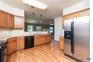 219 Scarlet Ln, Harker Heights, TX 76548 - Photo 6