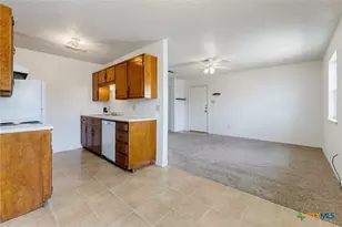 203 Sorrell Dr, Copperas Cove, TX 76522 - Photo 6