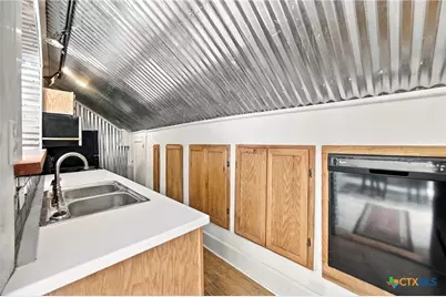 915 Saint Lawrence Street, Gonzales, TX 78629 - Photo 26