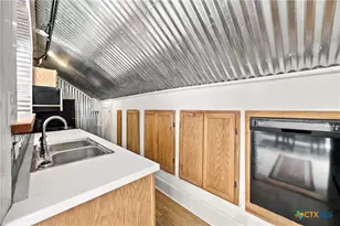 915 St Lawrence St, Gonzales, TX 78629 - Photo 26