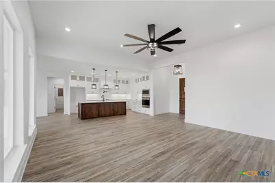 152 Creekwood Drive, Gonzales, TX 78629 - Photo 10