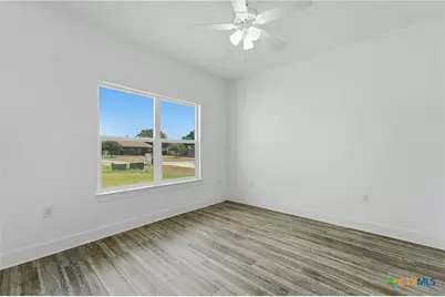 152 Creekwood Drive, Gonzales, TX 78629 - Photo 28