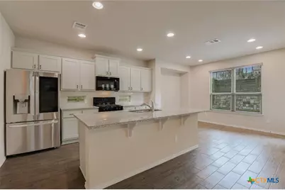 3651 Sandy Brook Drive #302, Round Rock, TX 78665 - Photo 2