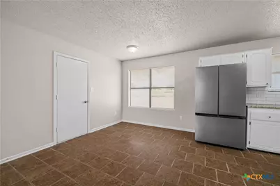 305 Skyview Circle, Troy, TX 76579 - Photo 14