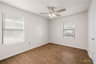 305 Skyview Cir, Troy, TX 76579 - Photo 16