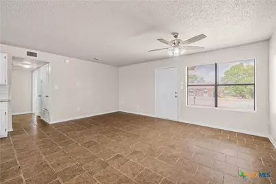 305 Skyview Circle, Troy, TX 76579 - Photo 8