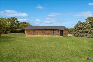 305 Skyview Cir, Troy, TX 76579 - Photo 22