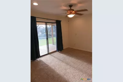 900 Boenig Street, Seguin, TX 78155 - Photo 30