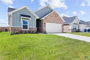 308 Cardinal Dr, Port Lavaca, TX 77979 - Photo 2