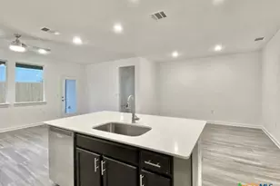 13816 Lubeck Dr, Austin, TX 78660 - Photo 8