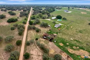 6072 Co Rd 122, Hallettsville, TX 77964 - Photo 34