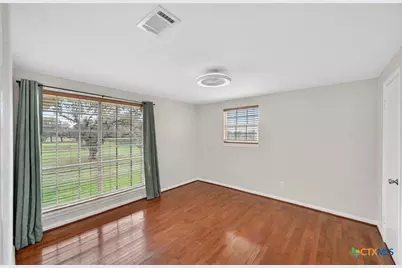 6072 County Road 122, Hallettsville, TX 77964 - Photo 20
