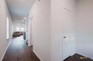 352 Euclid Ln, Uhland, TX 78640 - Photo 4