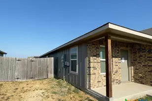 1952 Lively Ln, Temple, TX 76502 - Photo 2