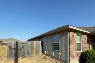 1956 Lively Ln, Temple, TX 76502 - Photo 2