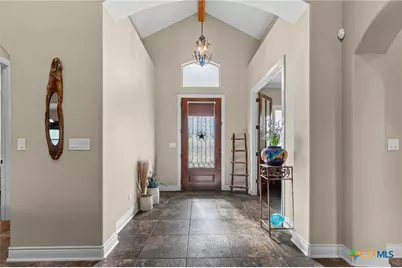 611 Shady Hollow, New Braunfels, TX 78132 - Photo 6