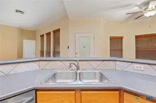 3201 Bonham Ave, Temple, TX 76502 - Photo 12