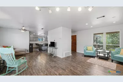 1612 Kraft Ln, New Braunfels, TX 78130 - Photo 6