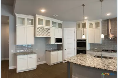 1145 Carriage Loop, New Braunfels, TX 78132 - Photo 14
