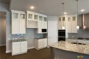 1145 Carriage Loop, New Braunfels, TX 78132 - Photo 14