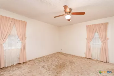 906 Yorktown Drive, Temple, TX 76504 - Photo 20