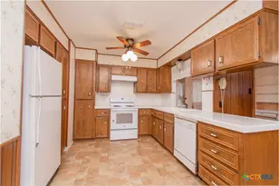 906 Yorktown Dr, Temple, TX 76504 - Photo 6