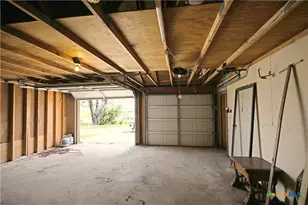1629 US-183, Lockhart, TX 78644 - Photo 36